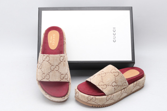 GUI SANDAL
