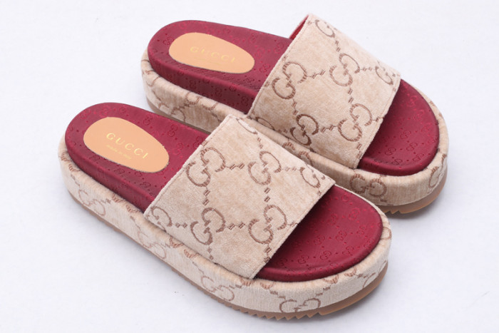 GUI SANDAL