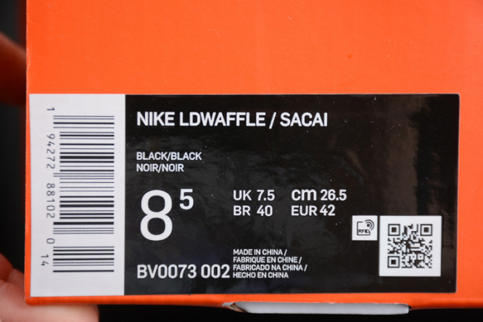 NIKE LD WAFFLE SACAI BLACK NYLON BV0073-002