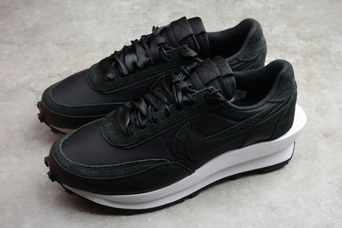 NIKE LD WAFFLE SACAI BLACK NYLON BV0073-002