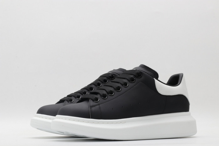 ALEX MCQU SNEAKER