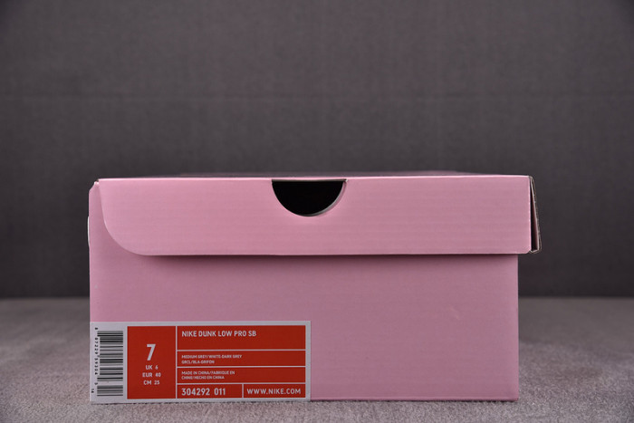 Nike Dunk SB Low “Staple NYC Pigeon” 304292-011