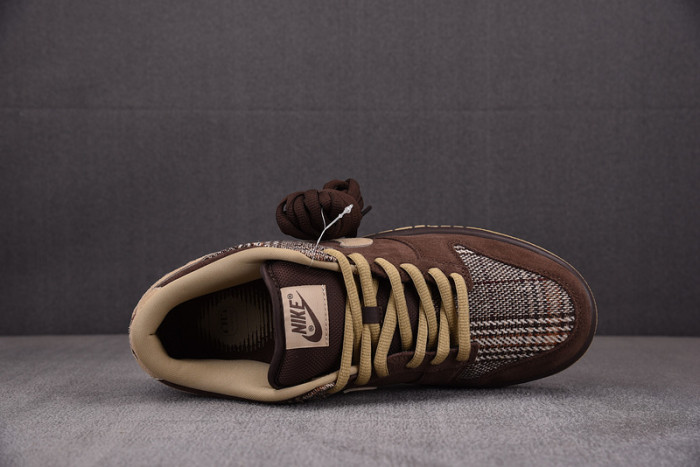 Stussy x SB Dunk Low Pro "Cherry"304292-223