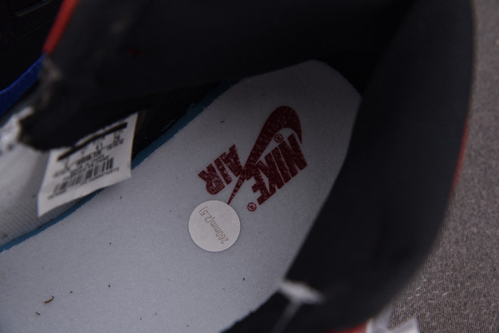 AIR JORDAN 1 RETRO HIGH OG "TOP 3" MENS 555088-026