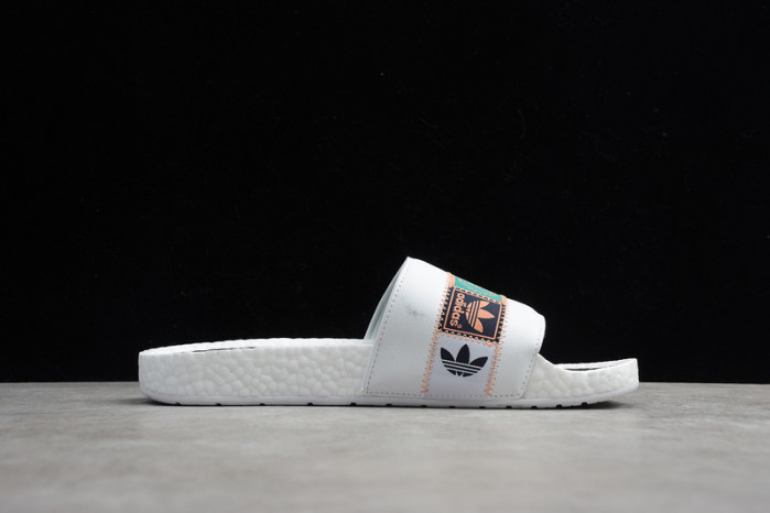 ADILETTE BOOST SLIPPER FX7466