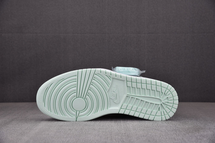 AIR JORDAN 1 RETRO HIGH OG NRG "IGLOO" 861428-100