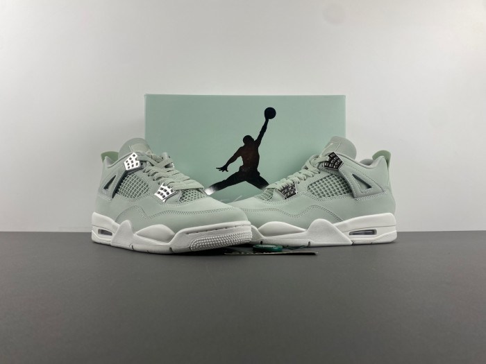 Air Jordan 4 “Seafoam” (W)  HV0823-003