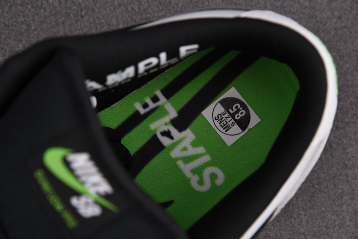 NIKE SB DUNK LOW STAPLE PANDA PIGEON - BV1310-013