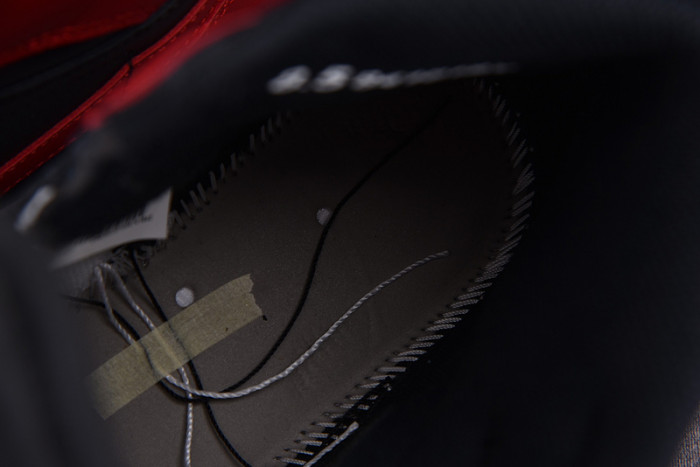 AIR JORDAN 1 RETRO HIGH OG “BANNED” RED MENS 555088-001