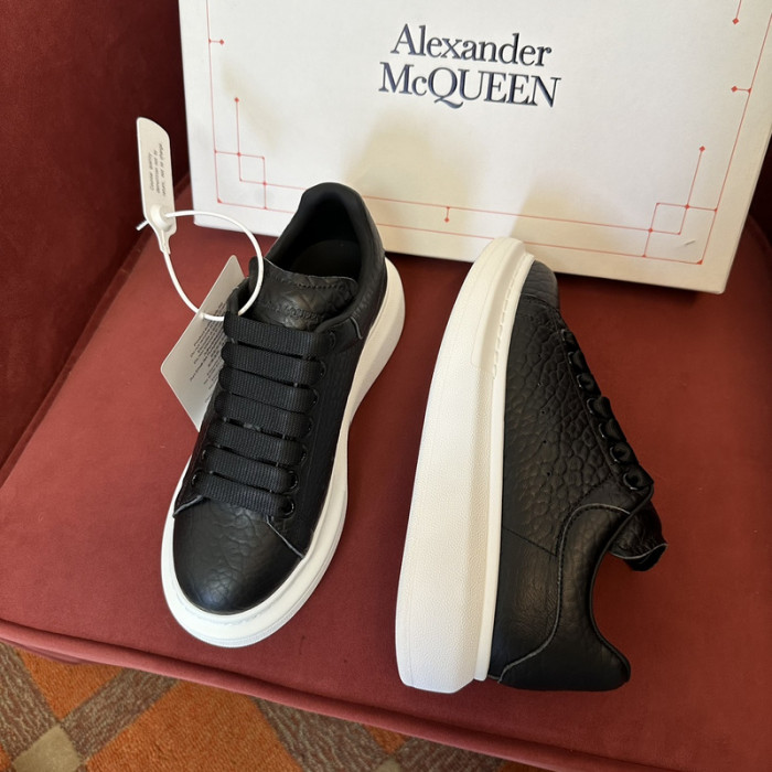 ALEX MCQU SNEAKER