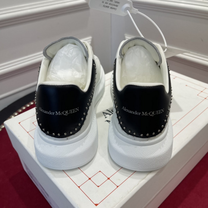 ALEX MCQU SNEAKER