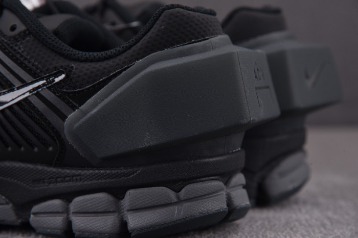 Nike Zoom Vomero 5 A Cold Wall Black  AT3152-001