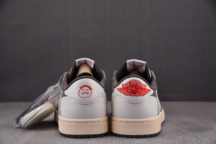 TRAVIS SCOTT X AIR JORDAN 1 LOW OG “REVERSE MOCHA”    DM7866-162