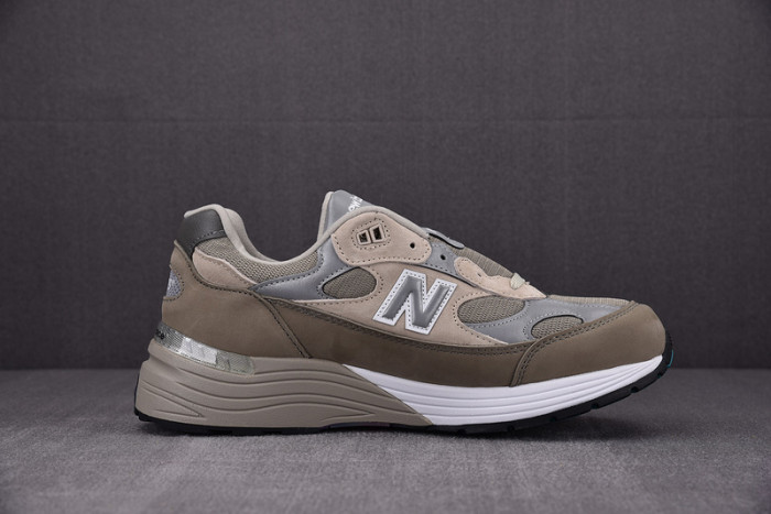NEW BALAN& SNEKAER