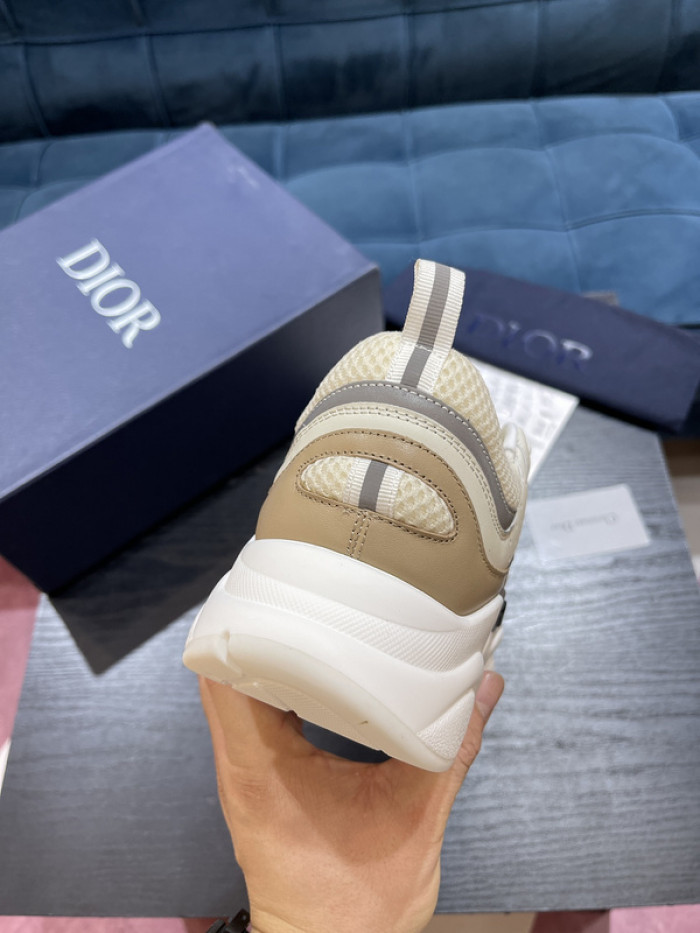 D10R SNEAKER