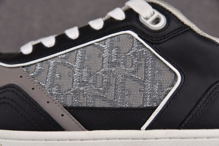 D10R B27 LOW SNEAKER