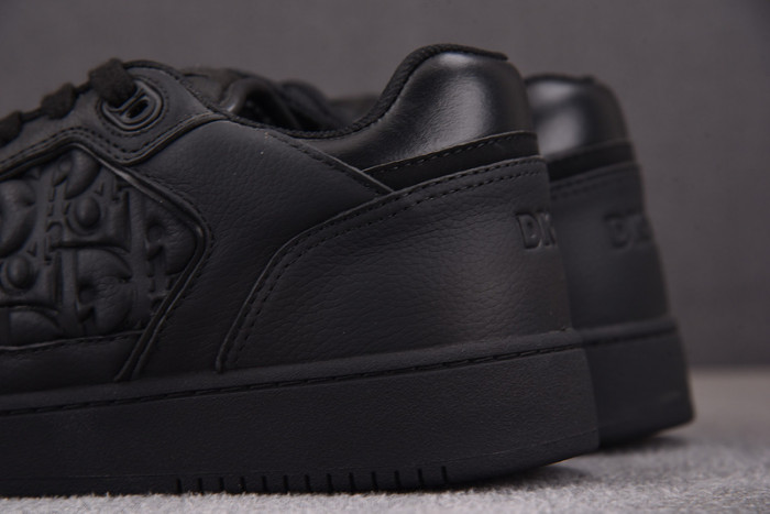 D10R B27 LOW SNEAKER