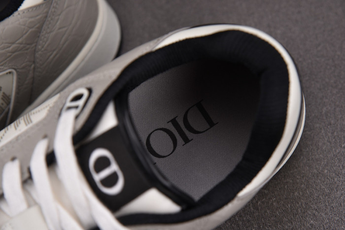 D10R B27 LOW SNEAKER