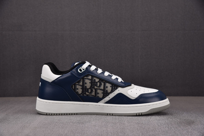 D10R B27 LOW SNEAKER