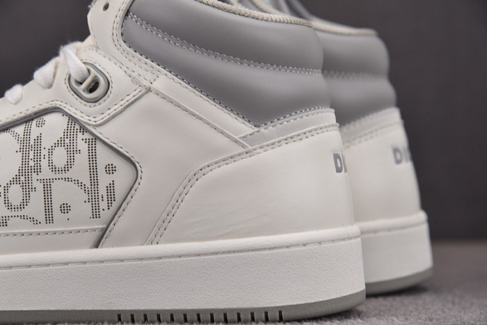 D10R B27 MID SNEAKER