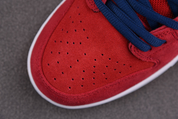 Nike SB Dunk Low “Barcelona” DJ0606-400