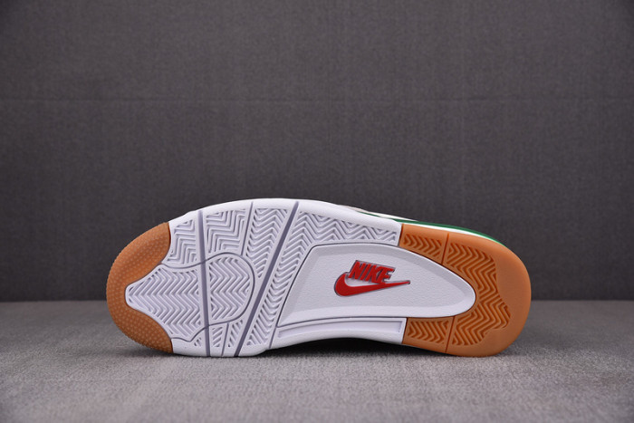 Nike SB x Air Jordan 4 ‘Pine Green’ DR5415-103