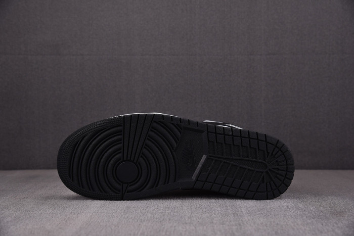 Air Jordan 1 Mid "Panda" DV0991-101