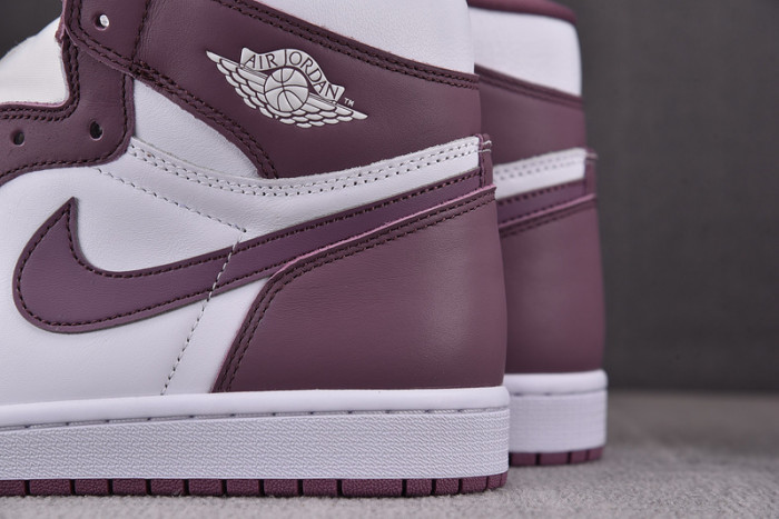 Air Jordan 1 Retro High OG “Sky J Mauve” DZ5485-105