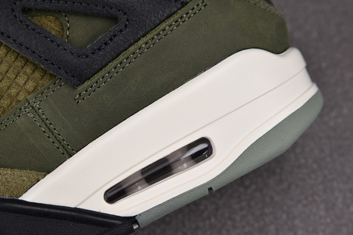 Air Jordan 4 Craft “Medium Olive” FB9927-200