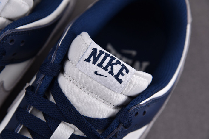 Nike Dunk Low “Midnight Navy” FD9749-400