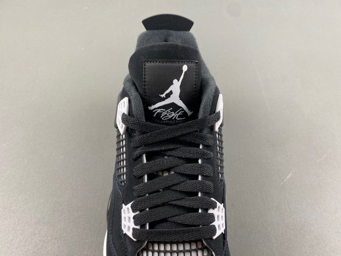 Air Jordan 4 "White Thunder" FQ8138-001