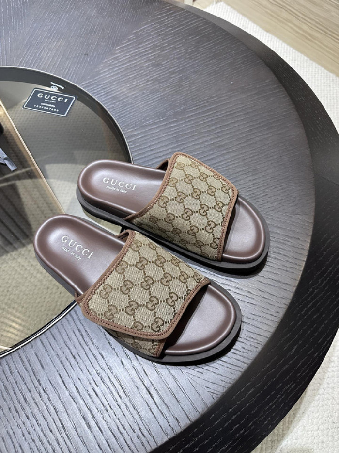 GUI SANDAL