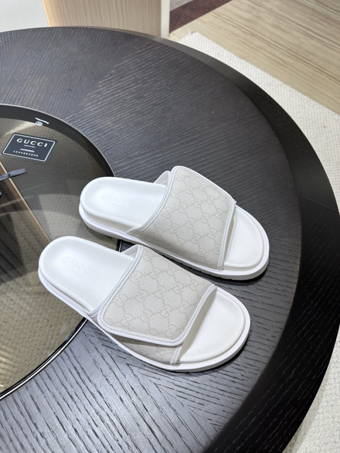 GUI SANDAL