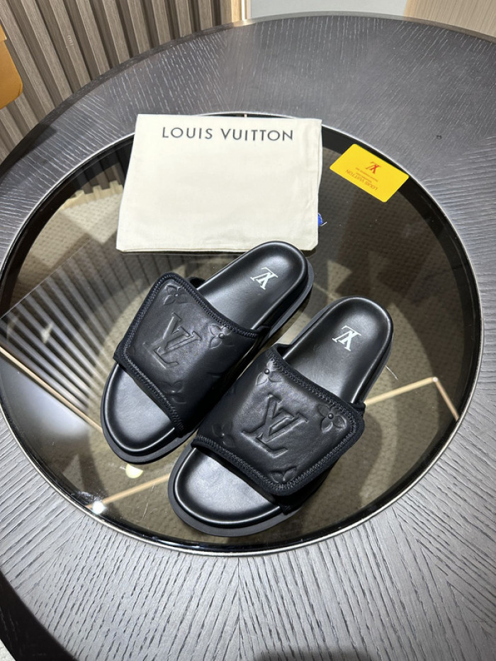 L0VT SANDAL