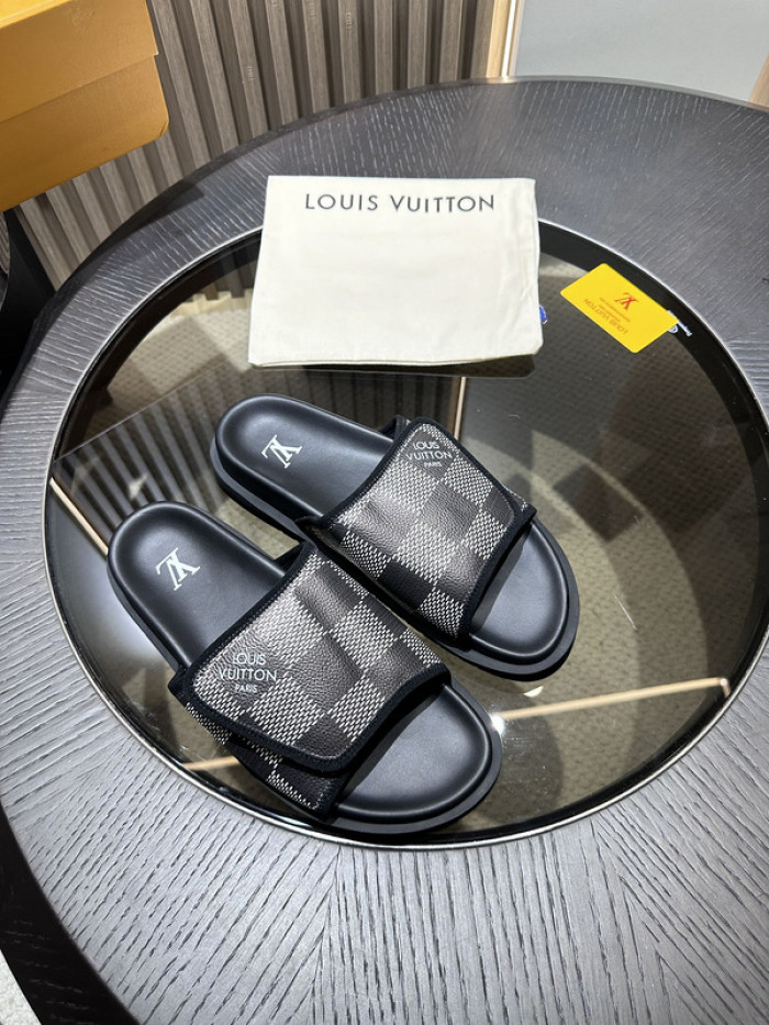 L0VT SANDAL