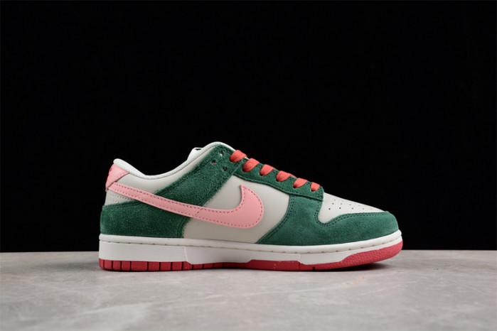 Nike Dunk Low SE All Petals United Fir Green (Women