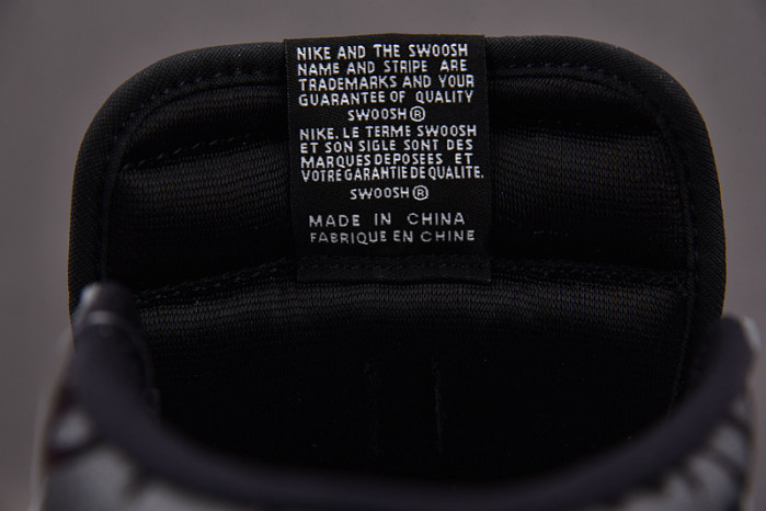 AIR JORDAN 1 HIGH OG “REBELLIONAIRE” 555088-036