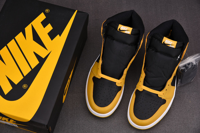 AIR JORDAN 1 HIGH OG “POLLEN” 555088-701