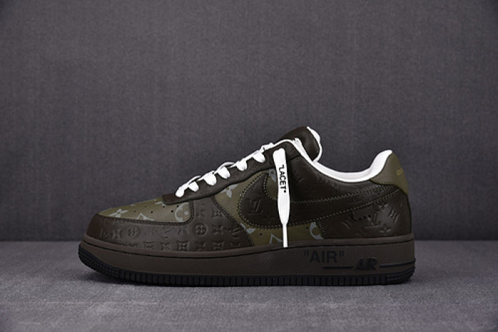 Nike Air Force 1